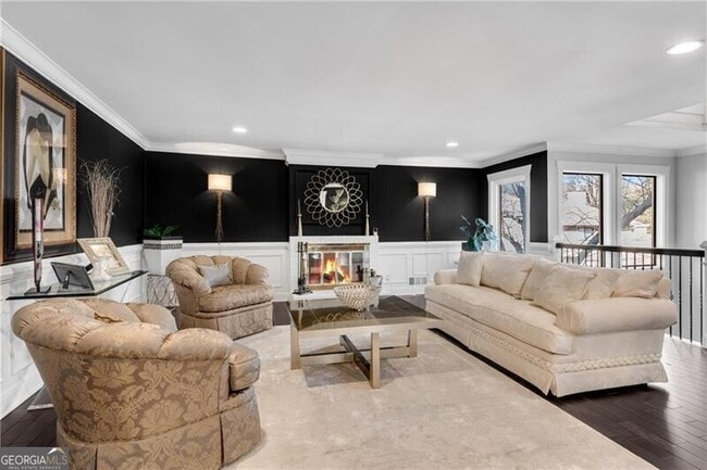 Photo - 54 Basswood Cir NE