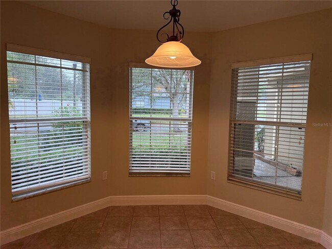 Photo - 5785 Lake Champlain Dr