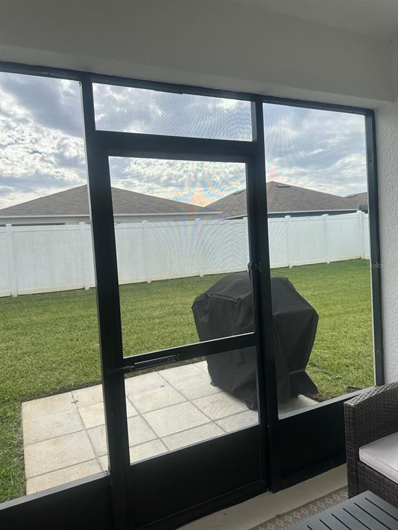 Building Photo - 1823 Bluepoint St