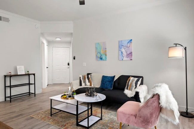 Photo - 875 W Pecos Rd Unidad ID1014528P