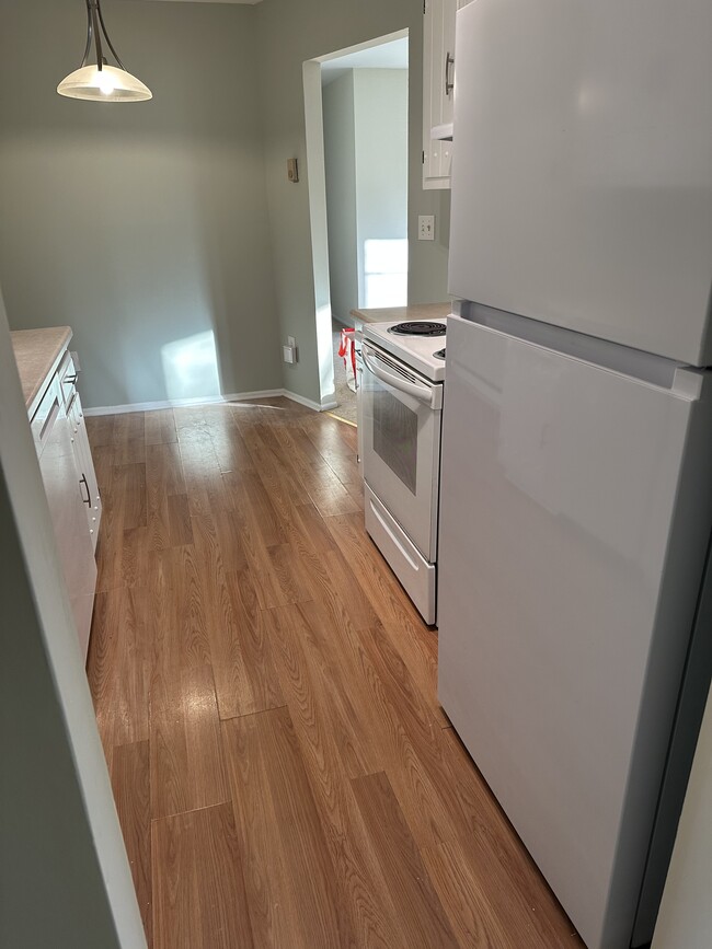 Building Photo - 156 Cross Slope Ct Unit K