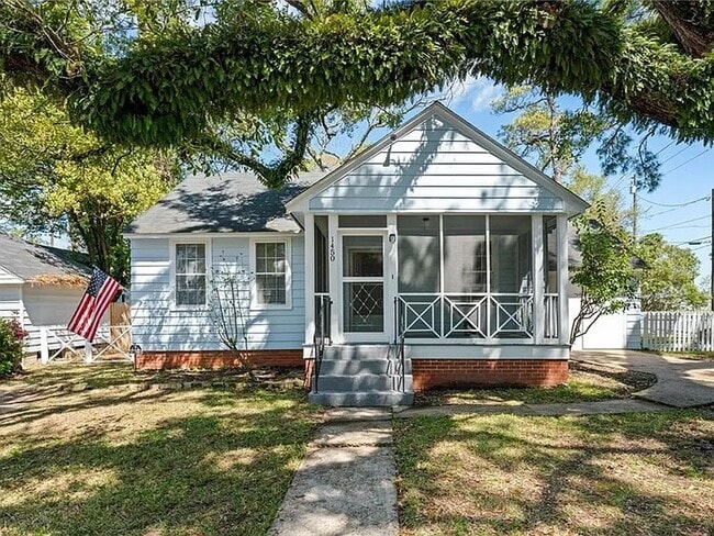 Photo - 1450 McArthur St