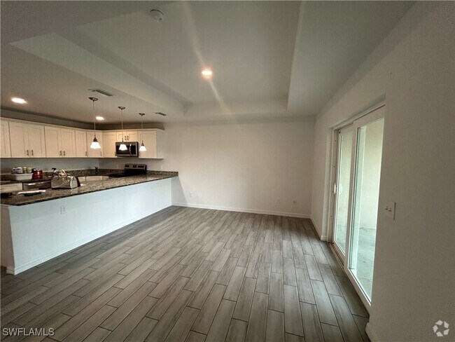 Building Photo - 4738-4740 13th St SW Rental