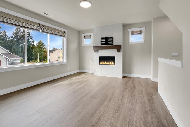Photo - 13922 12th Pl W