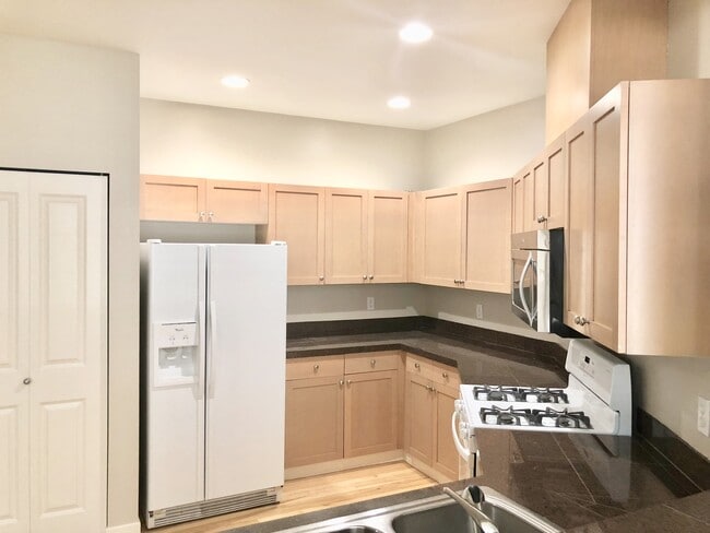 Photo - Sammamish Townhouse