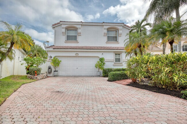 2070 Chagall Cir