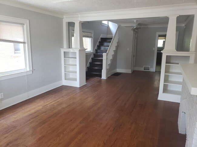 Photo - 758 W Huron St