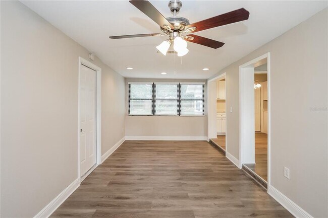 Photo - 832 Bethune Dr