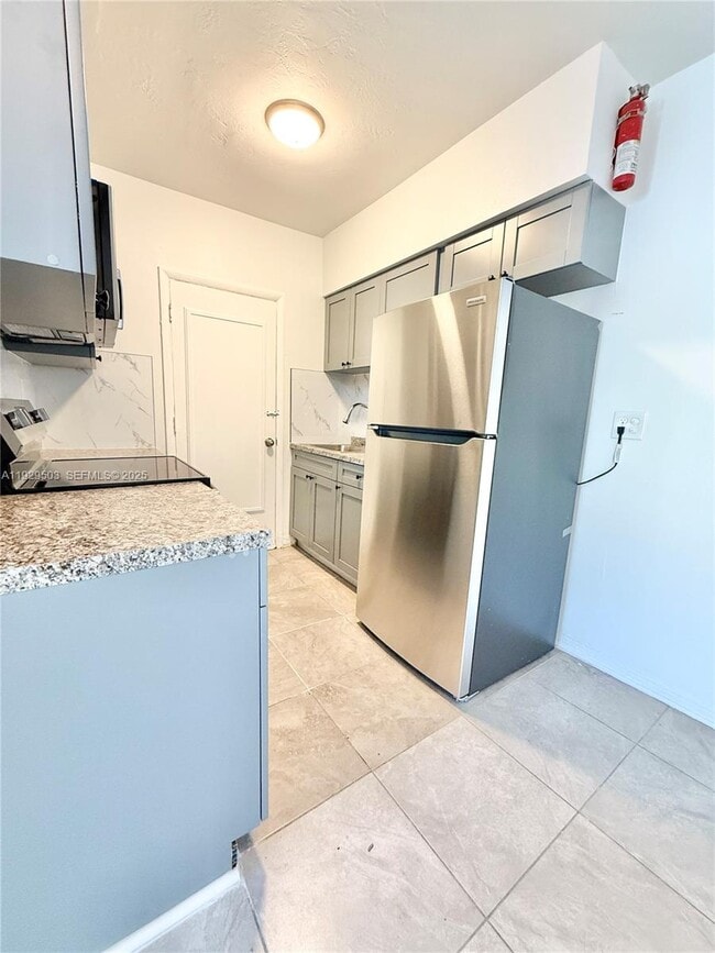 Photo - 212 Phoenetia Ave Unit 2