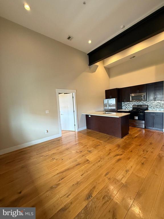 Photo - 705 S 5th St Unidad 301