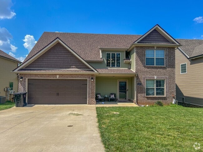 Building Photo - Must See--Beautiful Single-Family in Sango! Rental