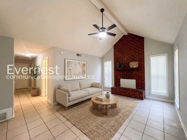 Photo - 6420 Forestgate Rd
