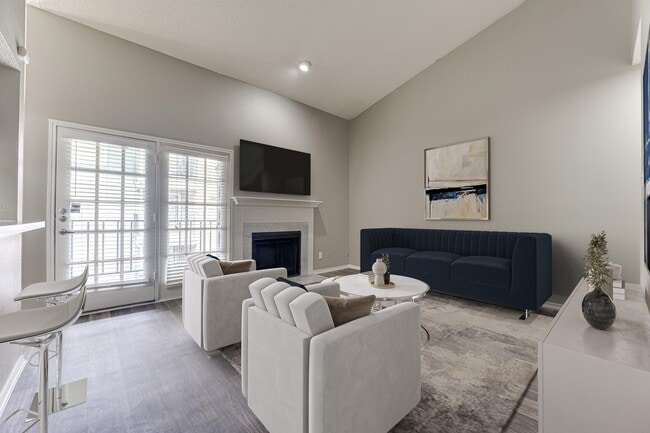 Photo - The Manhattan Apartments