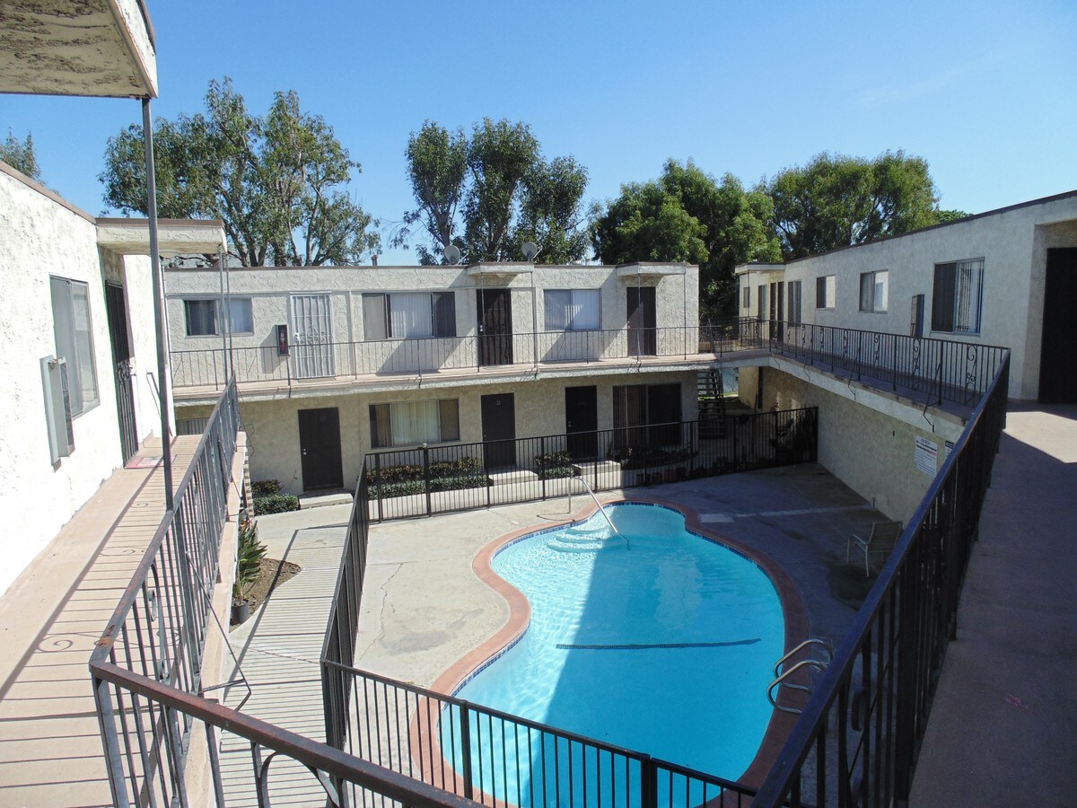 The Web Apartments - The Web Apartments