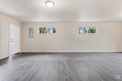 Building Photo - 3 Bedroom Duplex Unit M Rental