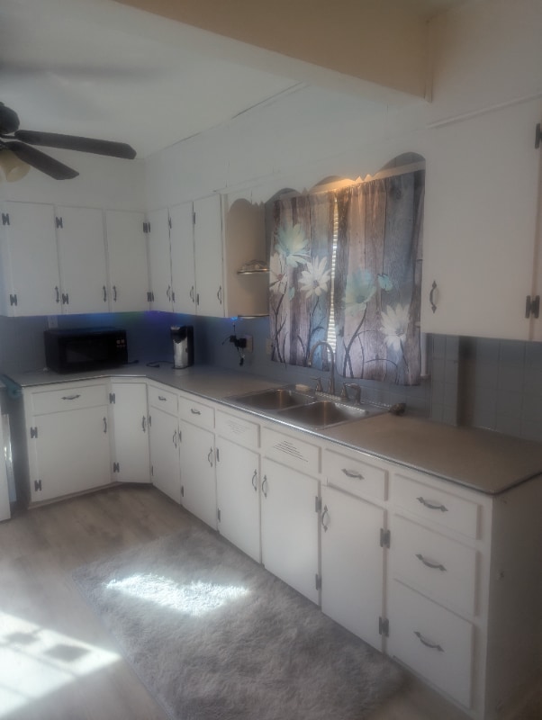 Photo - 1544 Edgewood St NE