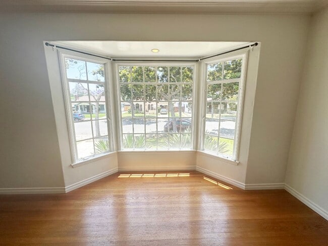 2BD/1BA DT Fullerton Vintage 1922 House w/... - 2BD/1BA DT Fullerton Vintage 1922 House w/...