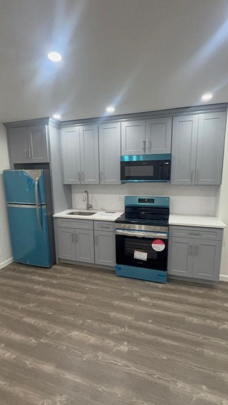 Building Photo - 3978 Carpenter Ave