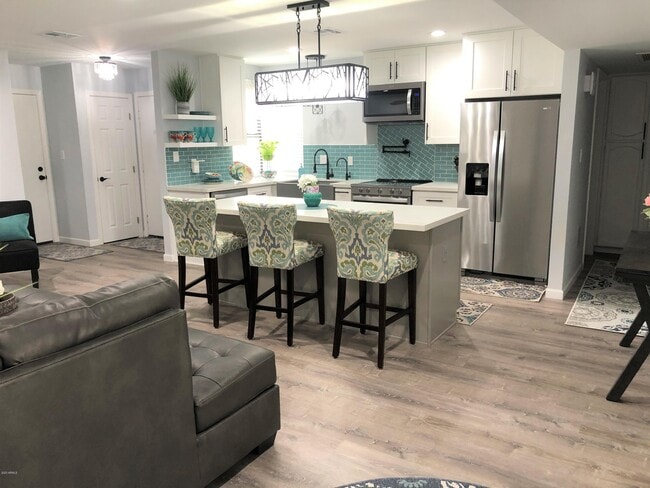 9226 E Altadena Ave