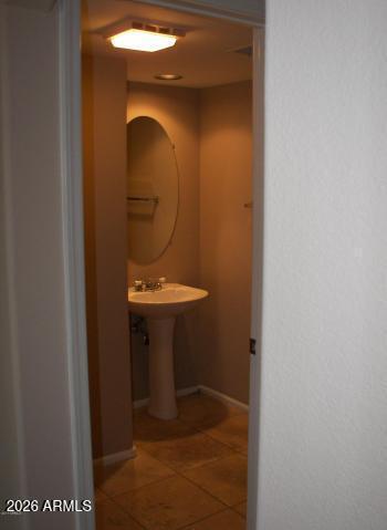 Photo - 3032 E Wahalla Ln