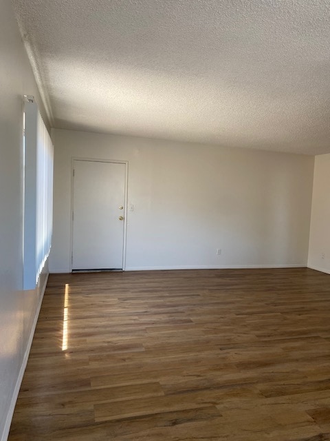 Sala de estar - 1304 Amethyst St Unidad D