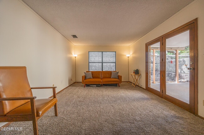 Photo - 6851 Ridge Top Dr