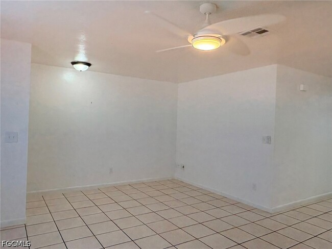 Photo - 729 SW 39th St