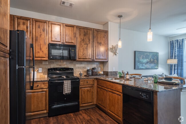 1BR, 1BA - 725SF