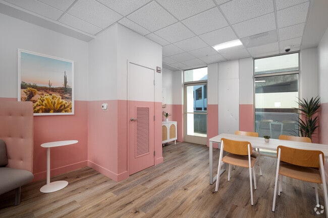 5th Floor Study Room