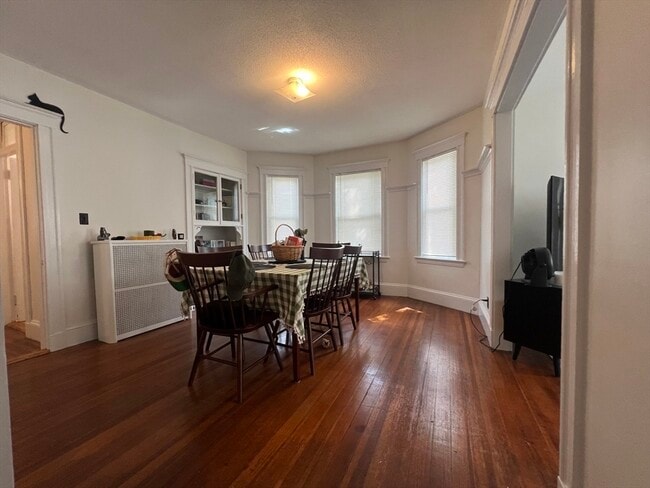 Photo - 229 Belmont St Unit 2