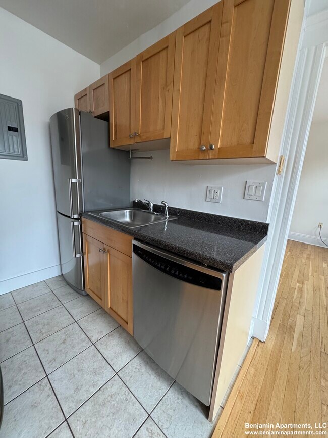 Photo - 20 Langdon St Condo