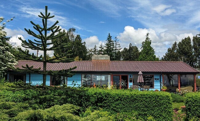 3805 Marine Way
