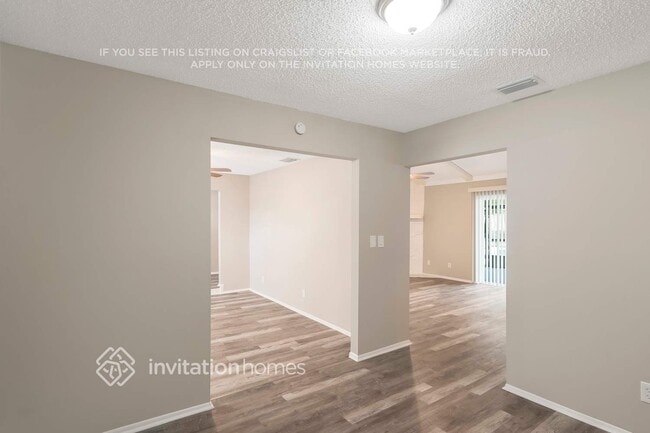 Photo - 933 Hillrise Dr