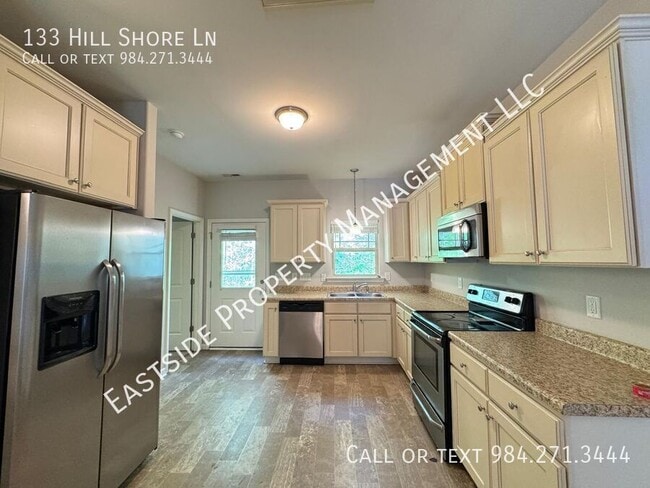 Photo - 133 Hill Shore Ln