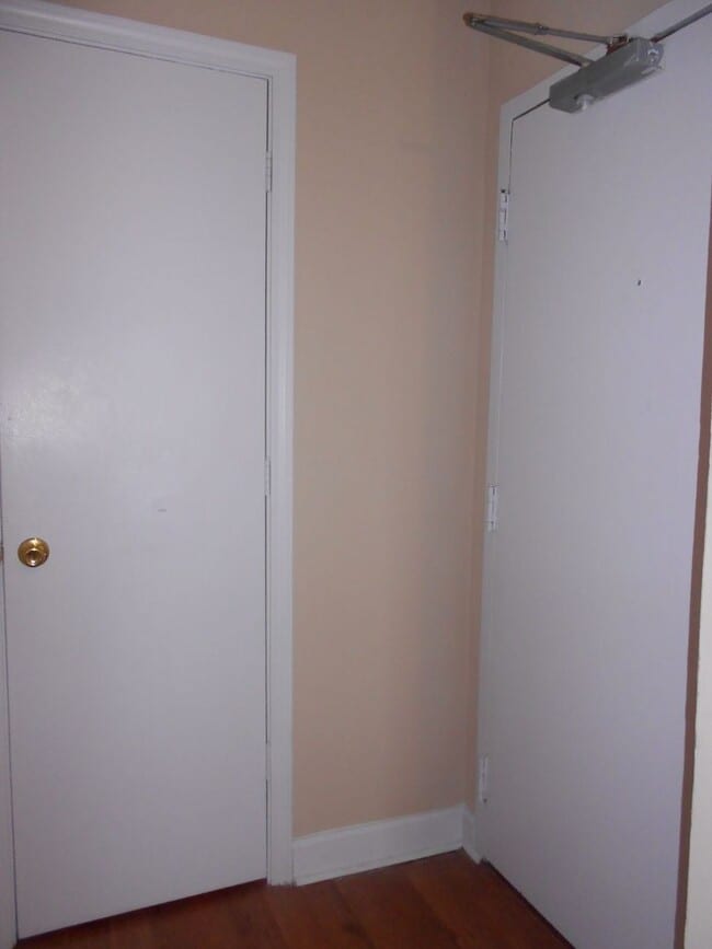 Photo - Cozy 2 Bedroom Apartment - Walk to UGA Cam... Unit 604