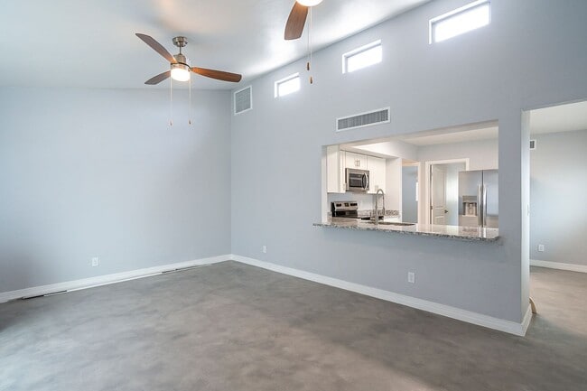 56-58 N Martin Ave