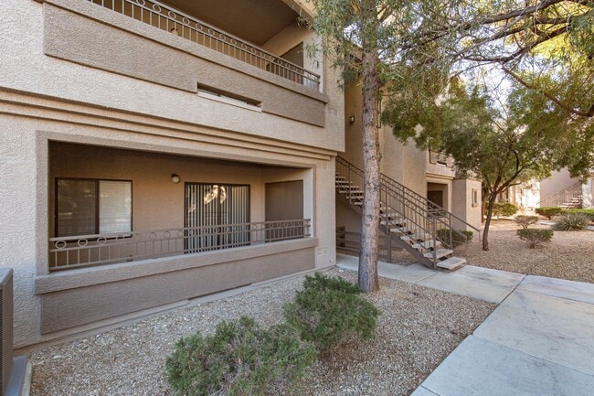Photo - 1st floor unit in well maintained gated NW community with pool and spa