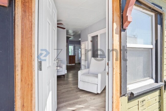 Photo - Unit 5915