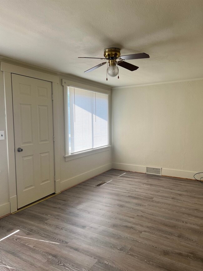 Photo - 906 S 7th St