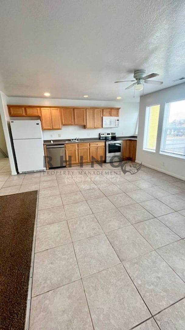 Photo - 1285 W 500 N Unidad 1285 W 500 N