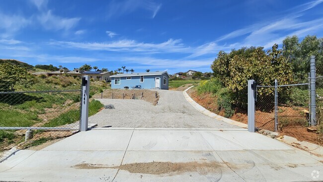 Building Photo - 1446 Carrio Dr Rental