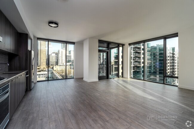 Building Photo - 823 W Madison St Unit 720 Rental