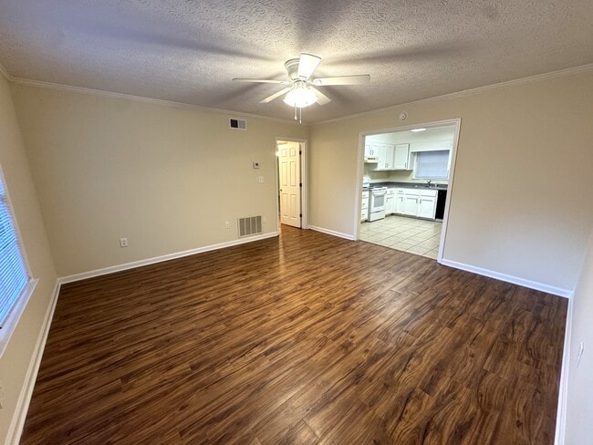 Photo - 107 Barrington Dr Unit 1