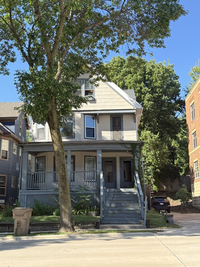 Photo - 110 S Blair St