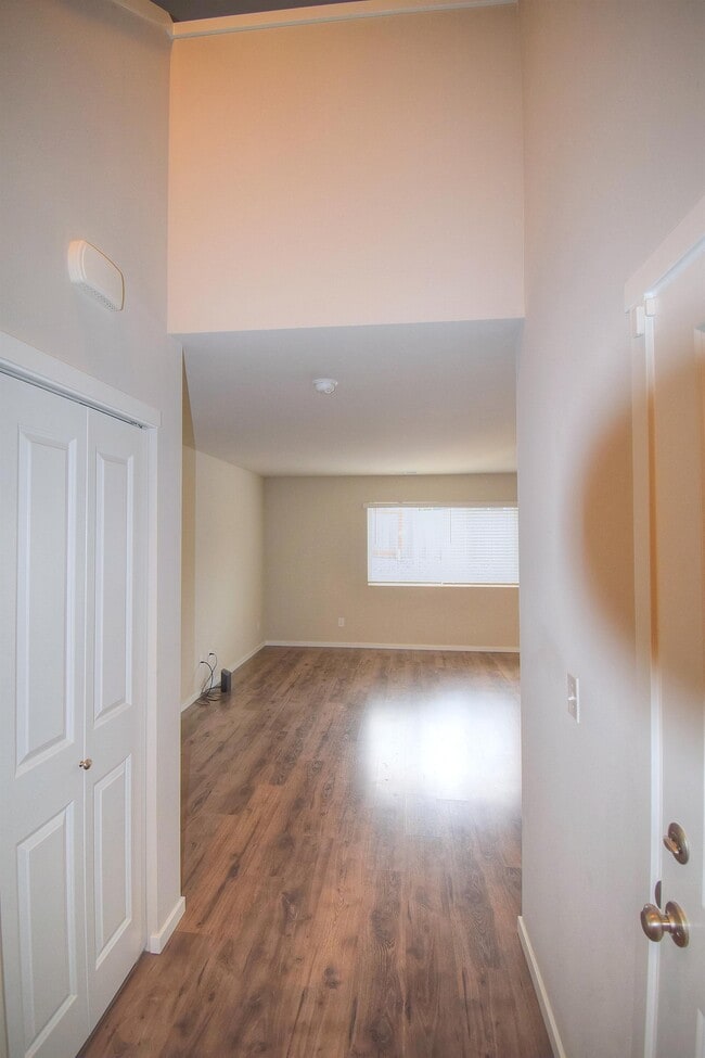Photo - 6923 Sweetgum Ave NE