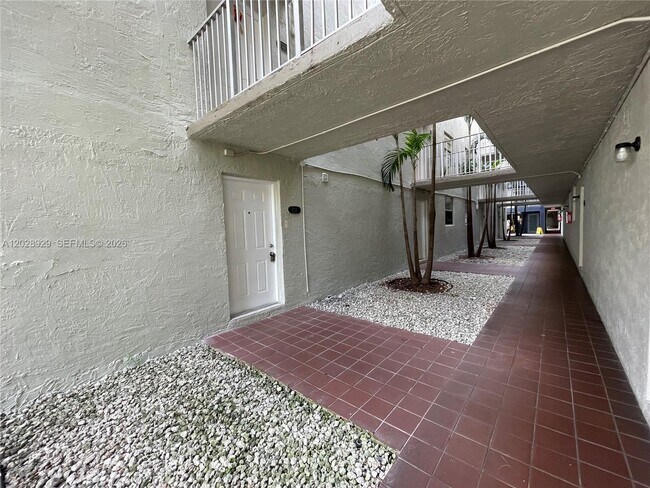 Photo - 10090 NW 80th Ct Unit 1123