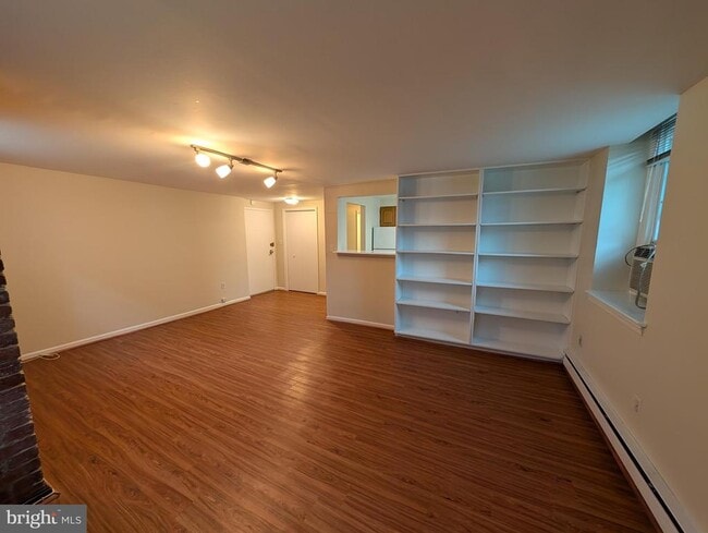 Photo - 1332 15th St NW Unit B2