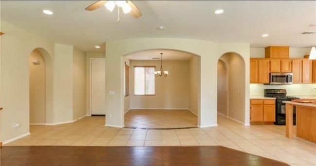 Photo - 1027 Lyra Way