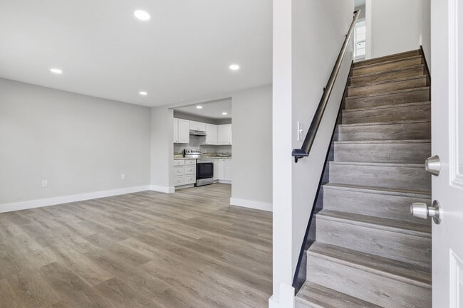 2415 Piedmont St NW Unidad 4