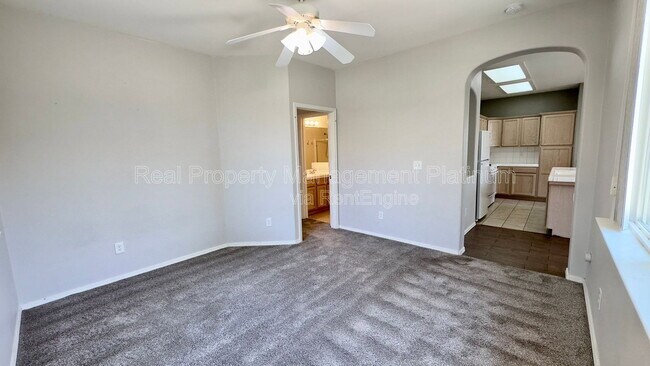 Photo - 643 W Casanova Ln